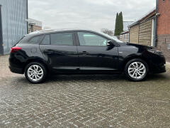 Renault-Mégane Estate-7
