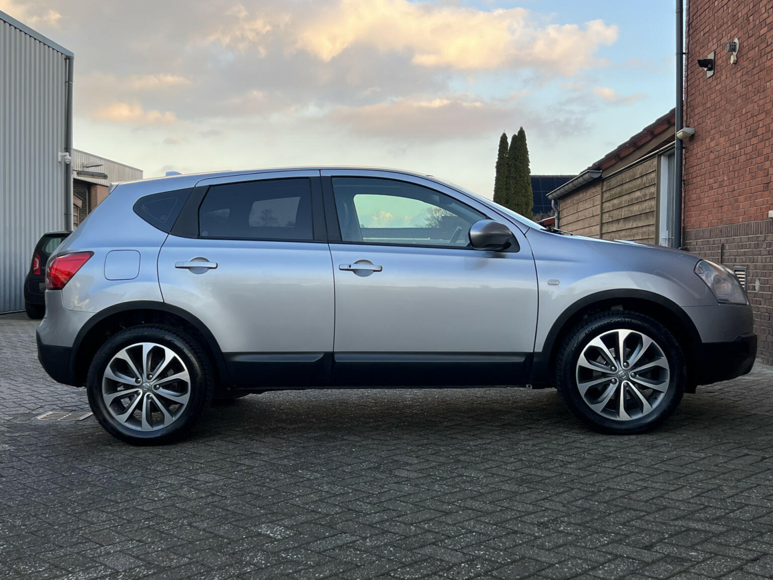 Nissan-QASHQAI-7