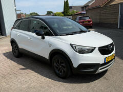 Opel-Crossland X-8