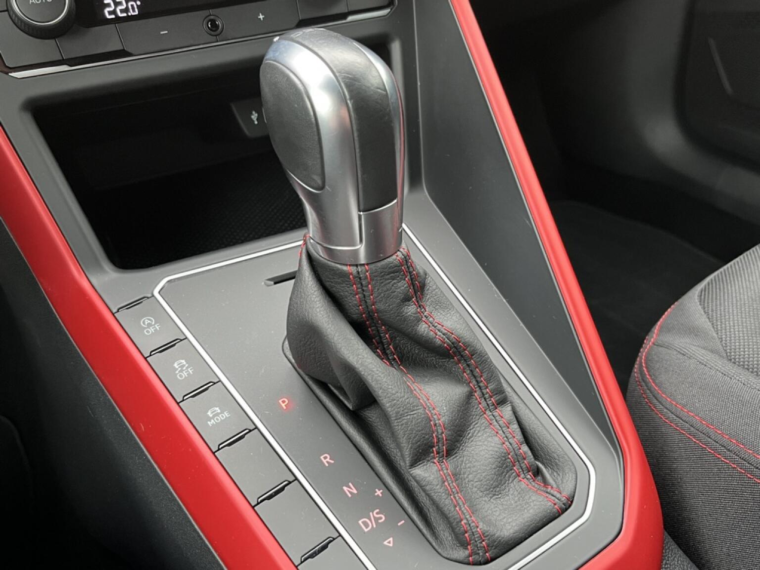 Volkswagen-Polo-18