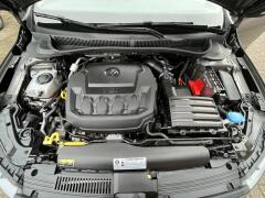 Volkswagen-Polo-23