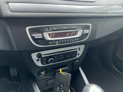Renault-Mégane Estate-17